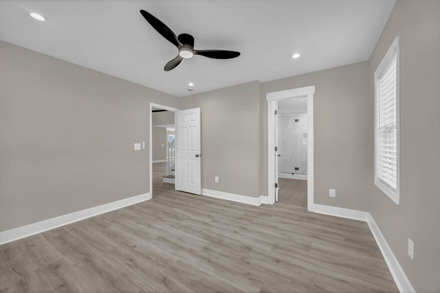 Building Photo - 101 Sixth St N