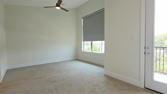 Building Photo - 13222 Bee St