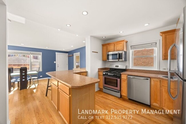 Building Photo - 6155 W School St