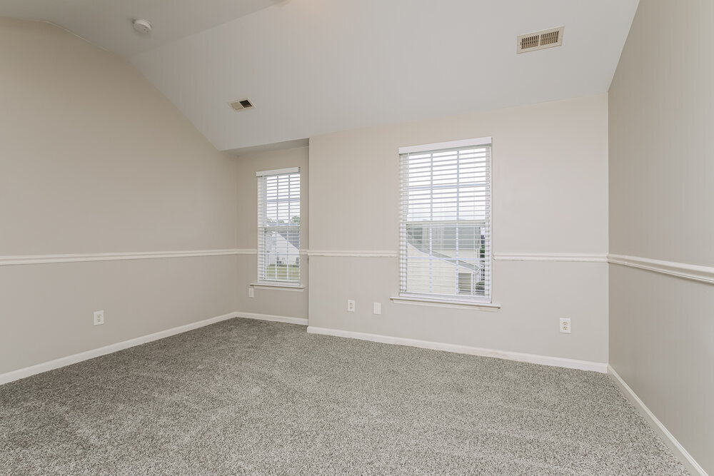 Building Photo - 1303 Cricket Ridge Dr