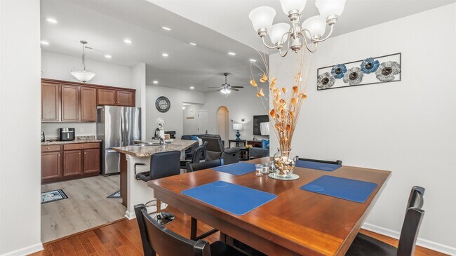 Building Photo - 2801 McDougall Dr