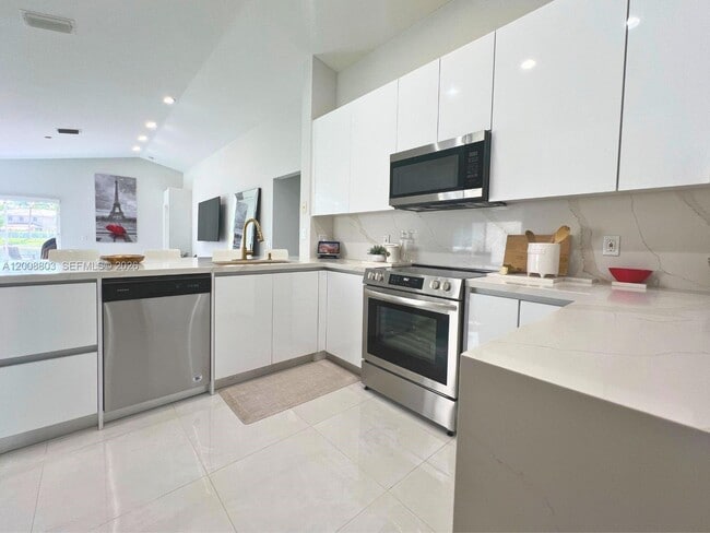 Building Photo - 4394 Mahogany Ridge Dr