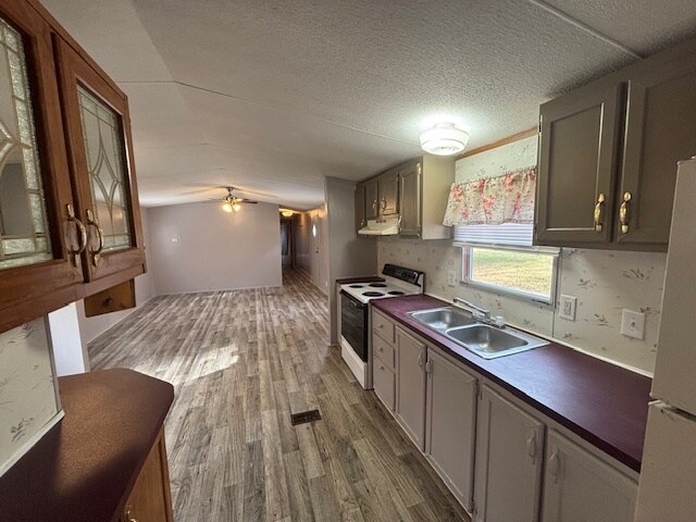 Building Photo - 130 Horse Creek Park Rd