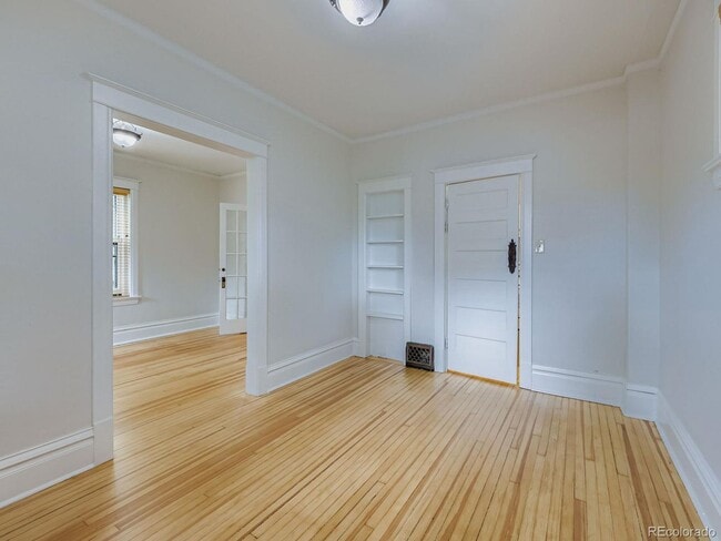 Building Photo - Charming and Historic 3 bedroom home