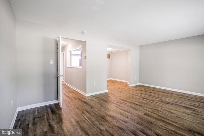 Building Photo - 14630 Tynewick Terrace