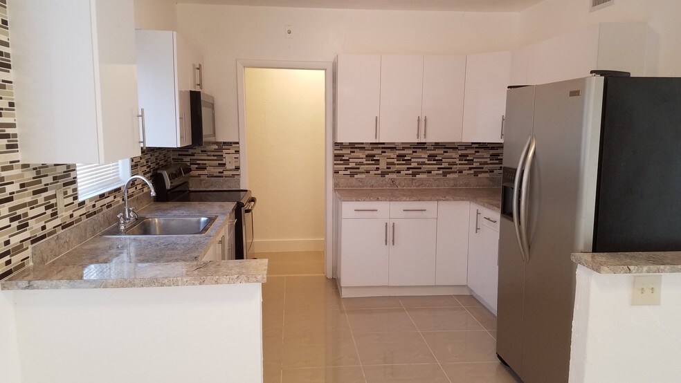 Building Photo - 510 NW 113th St