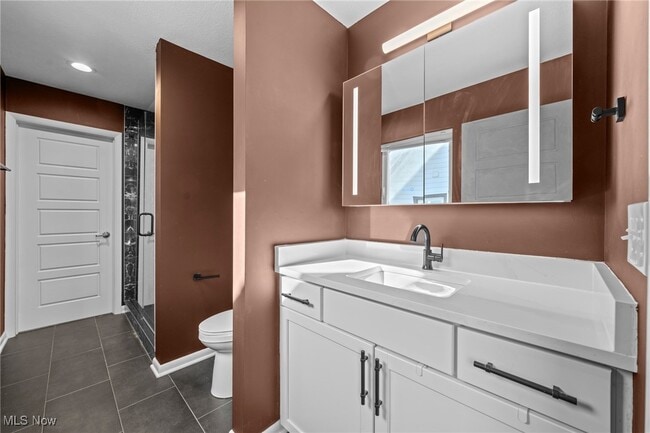 Building Photo - 1928 W 48th St