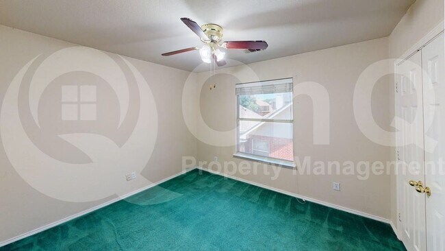 Building Photo - 2210 Elm Falls Pl