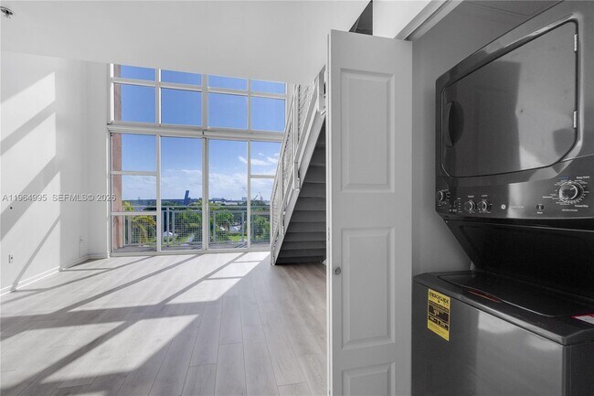 Building Photo - 244 Biscayne Blvd