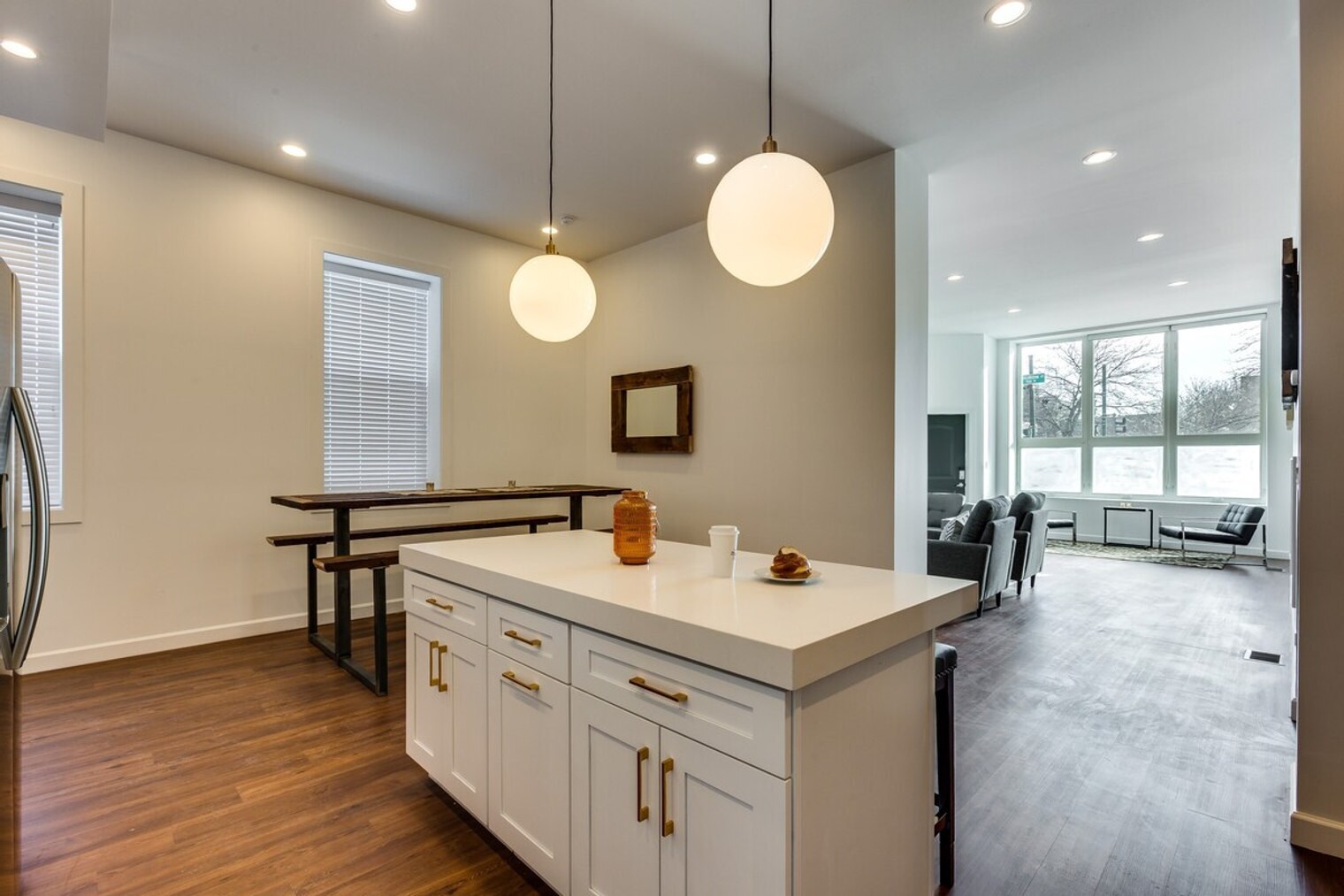 Building Photo - 706 N Racine Ave