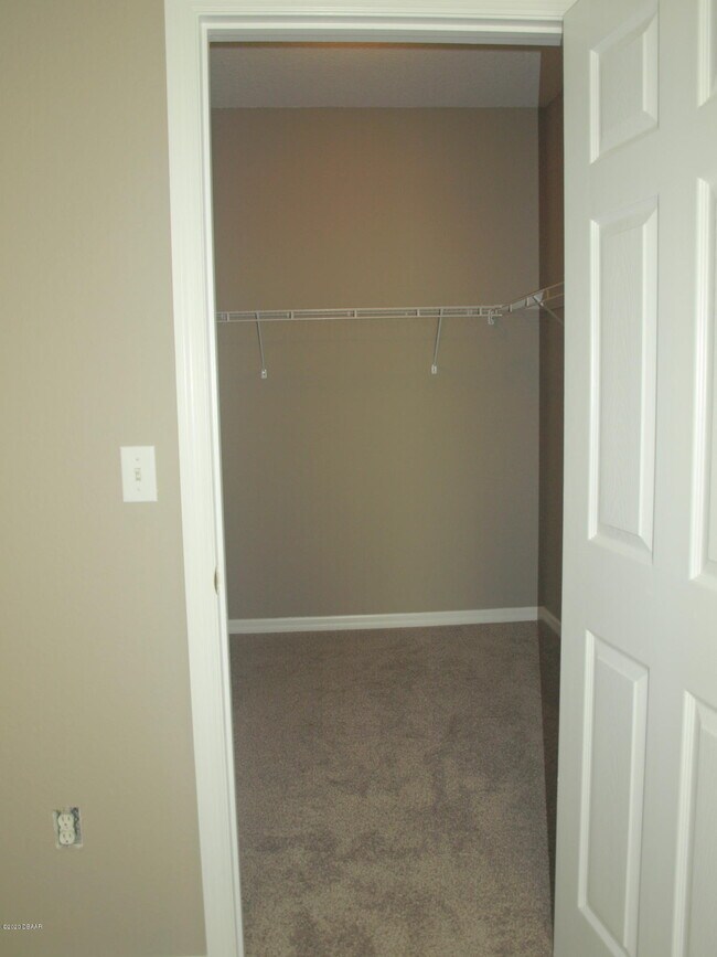 Building Photo - 830 Airport Rd