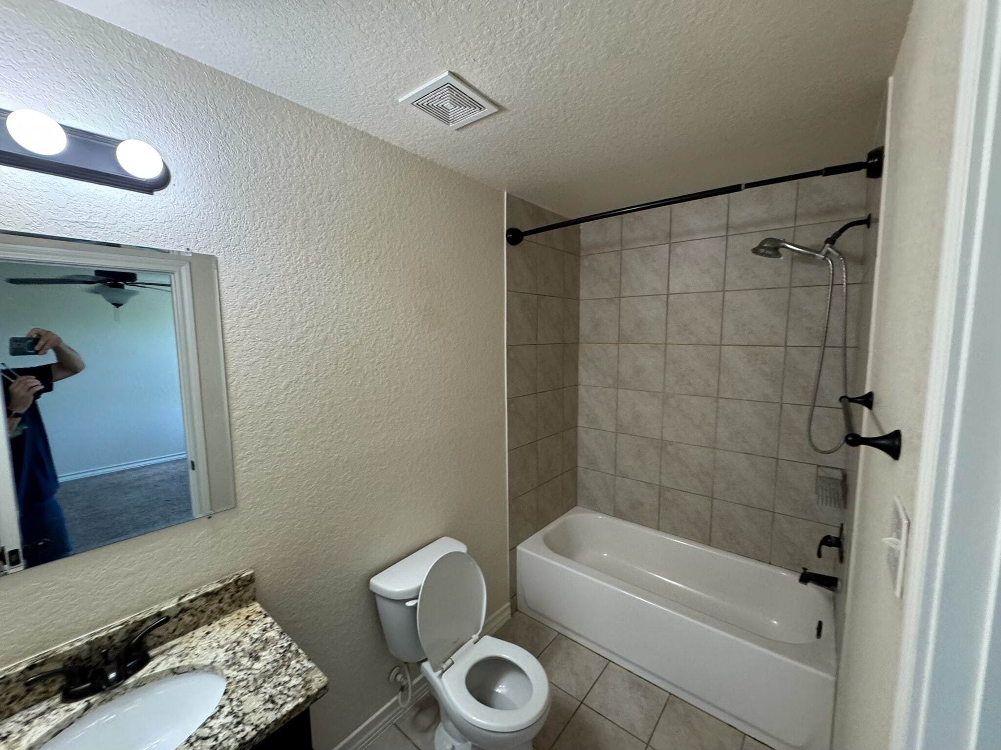 Master Bathroom - 16715 Jupiter Haven