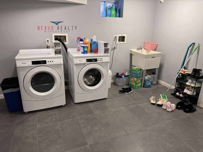 Building Photo - 21-44-44 71st St