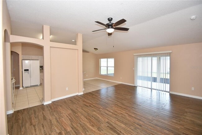 Building Photo - 13 Sergeant Ct