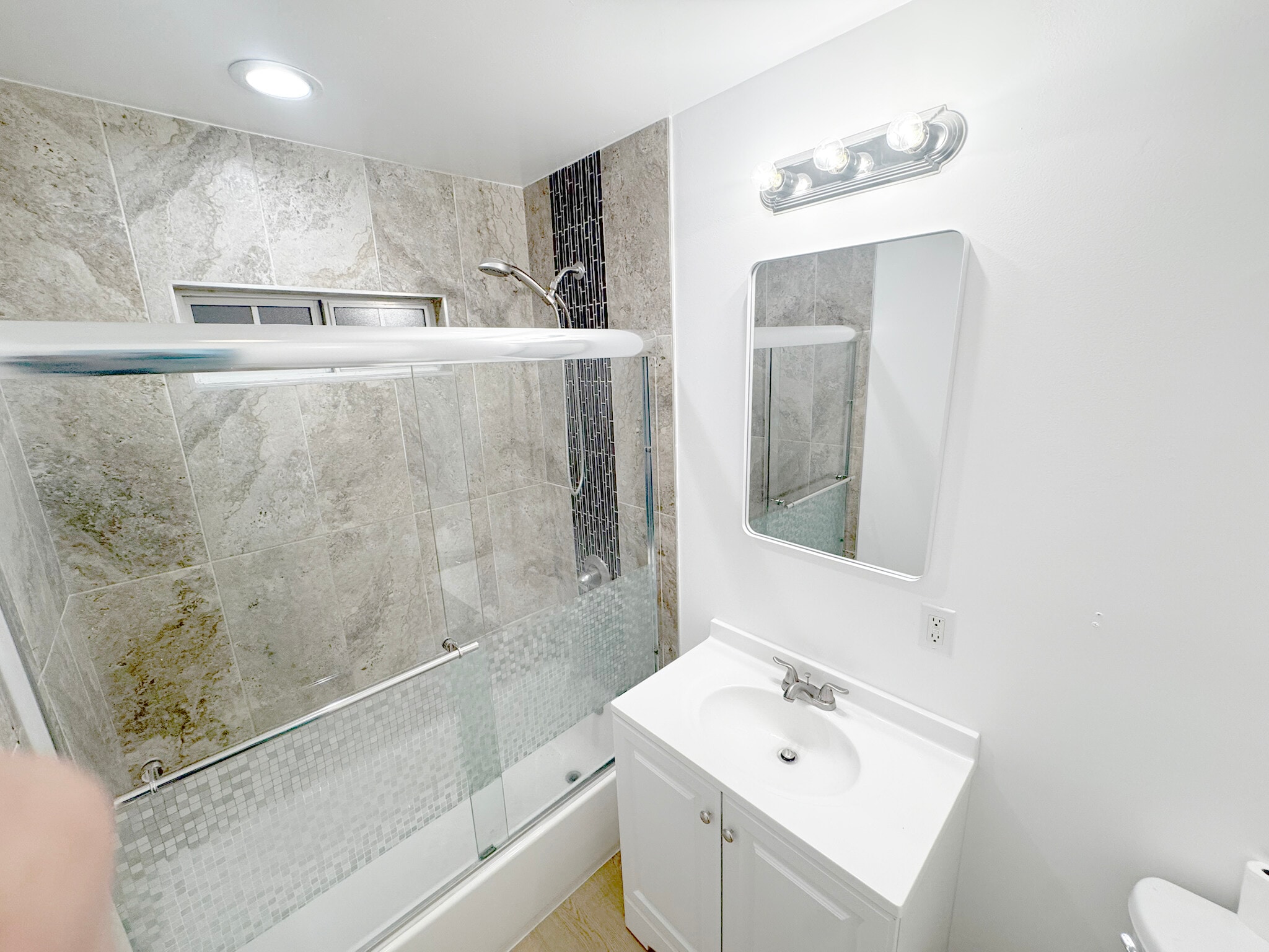 Building Photo - 2740 Easy Ave