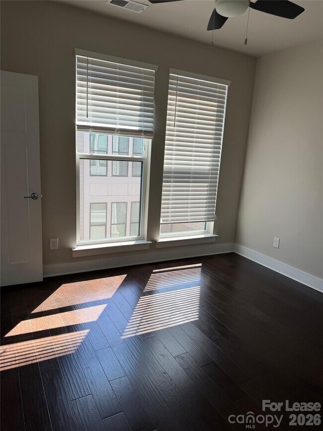 Building Photo - 1739 Cannon View Ln