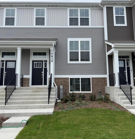 Building Photo - 14934 Dyer Ln