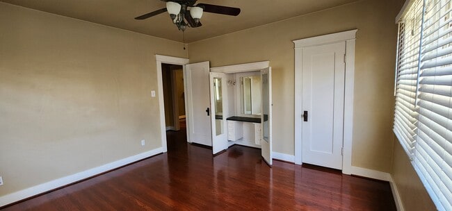 Building Photo - 4003 3rd St