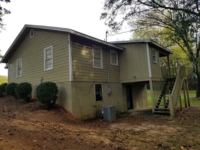 Building Photo - 2084 Brockton Rd