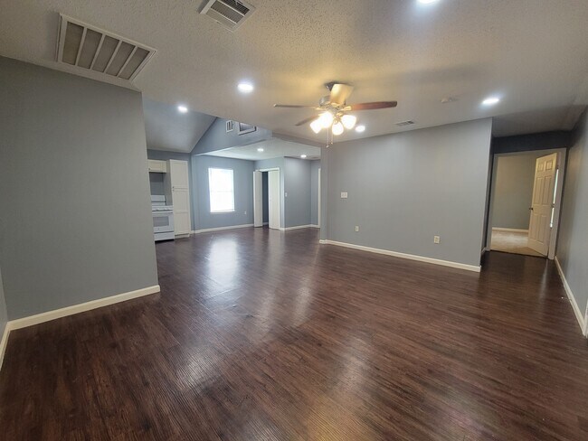 Open floor plan - 16511 W Sandy Meadows Dr