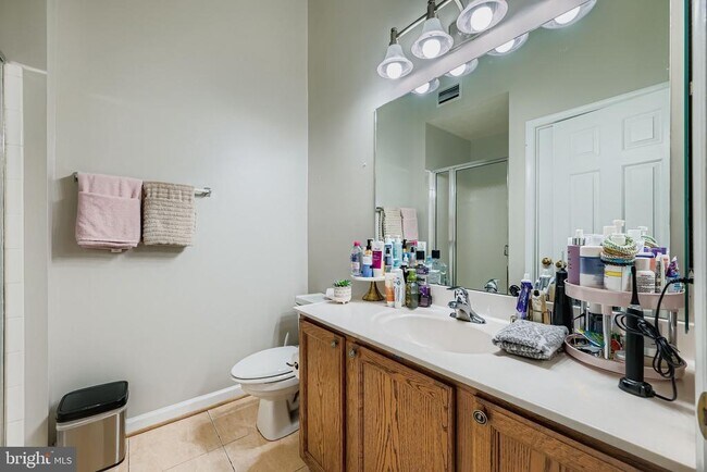 Building Photo - 708 Pine Drift Dr