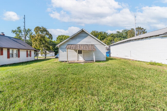 Building Photo - 403 McKenna St