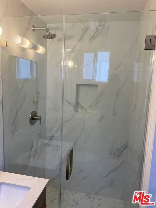 Building Photo - 5421 Hendricksen Dr