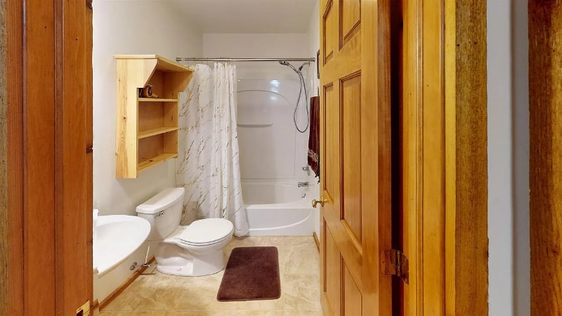 Building Photo - 207 Blossom Dr