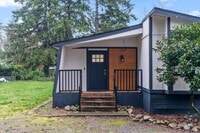Building Photo - Updated 3 bed Bonney Lake home on dead end street