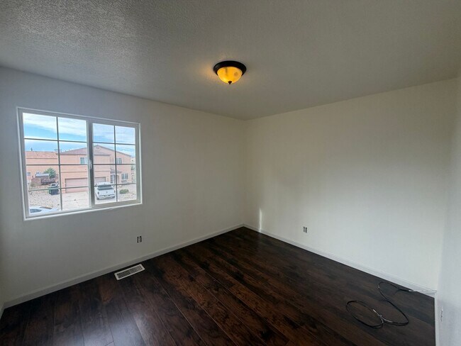 Building Photo - Chicoma Way 1832 NW