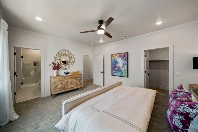 Building Photo - Discover modern elegance in the newly constructed Edgewater Condominiums, a boutique community fe...