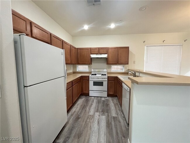 Building Photo - 7204 Rolling Shore Ct