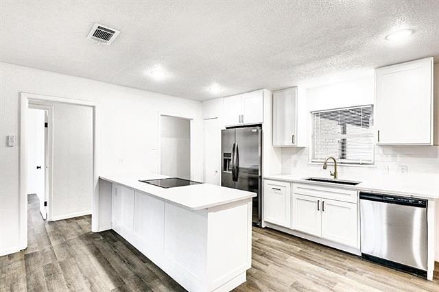 Building Photo - 2322 San Paula Ave