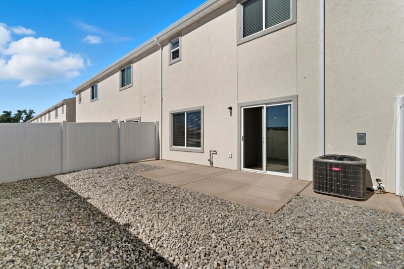 Building Photo - 3143 W 1625