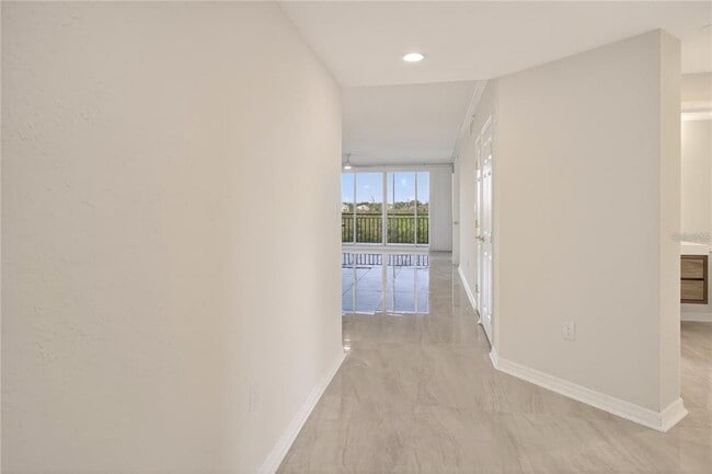 Building Photo - 5430 Eagles Point Cir