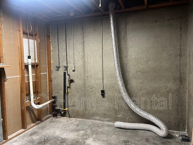 Building Photo - 506 Santa Fe St