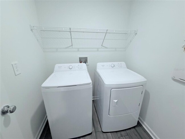 Building Photo - 4183 SW 82nd Ln