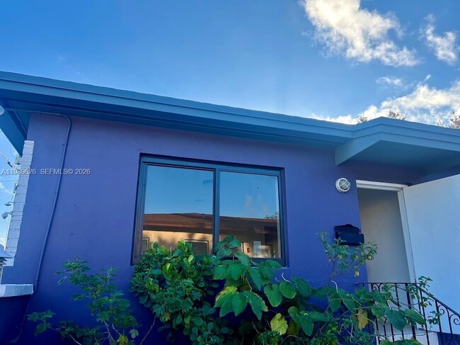 Building Photo - 98 NE 71st St