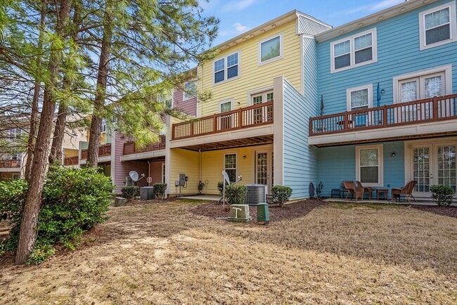 Building Photo - AVAILABLE FOR MOVE-IN AUG. 17, 2026- THIS STUNNING HOME HAS SO MUCH TO OFFER!