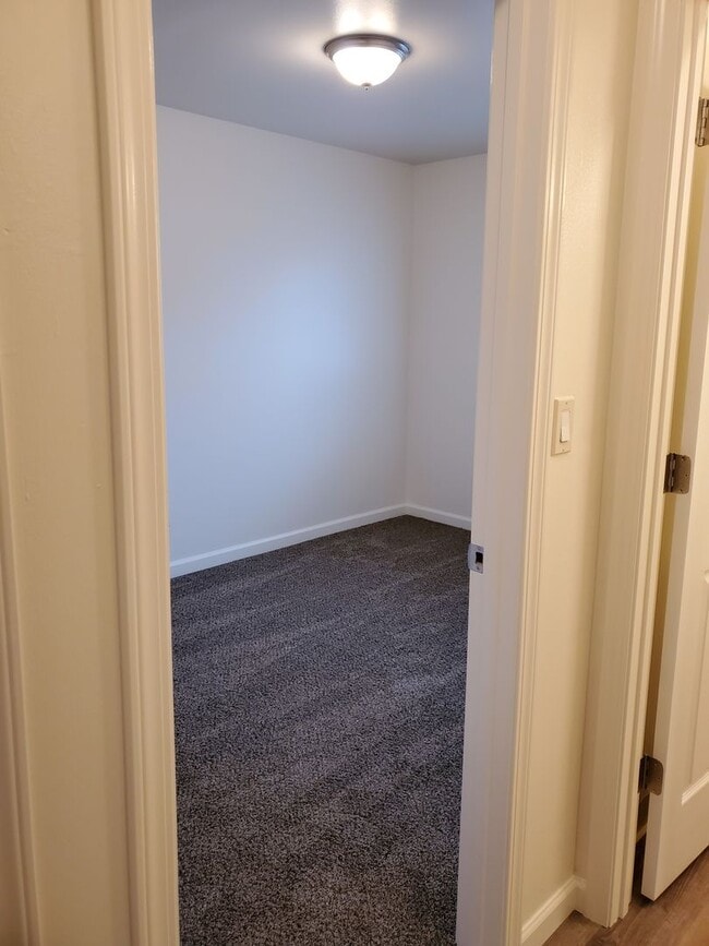 Building Photo - Duplex