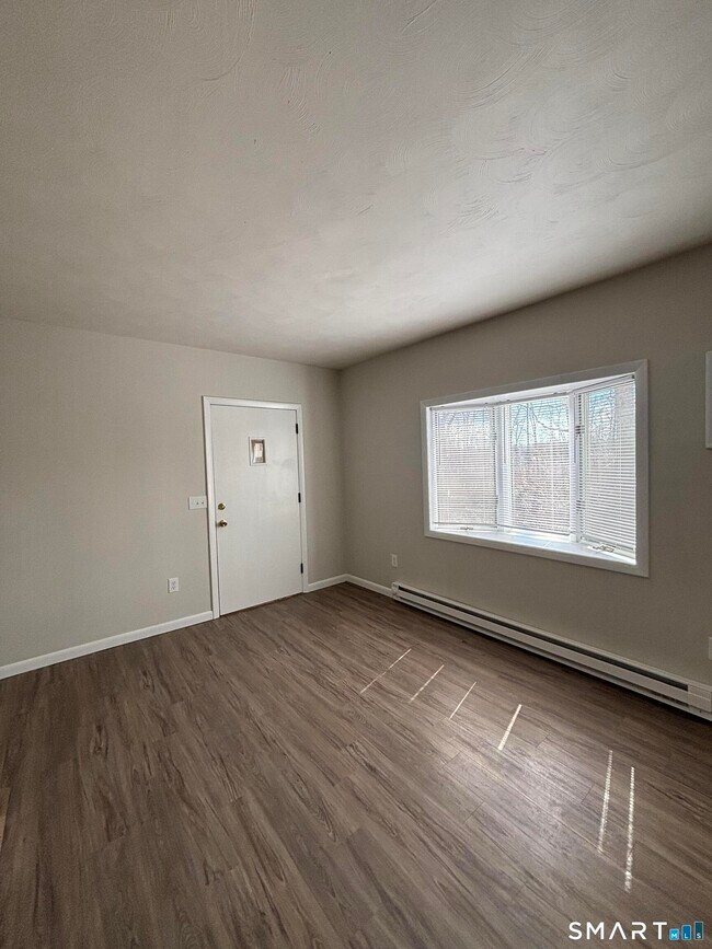 Building Photo - 37 Wakefield Ct