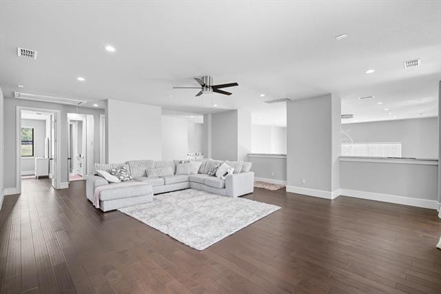 Building Photo - 7281 Waters Edge Dr