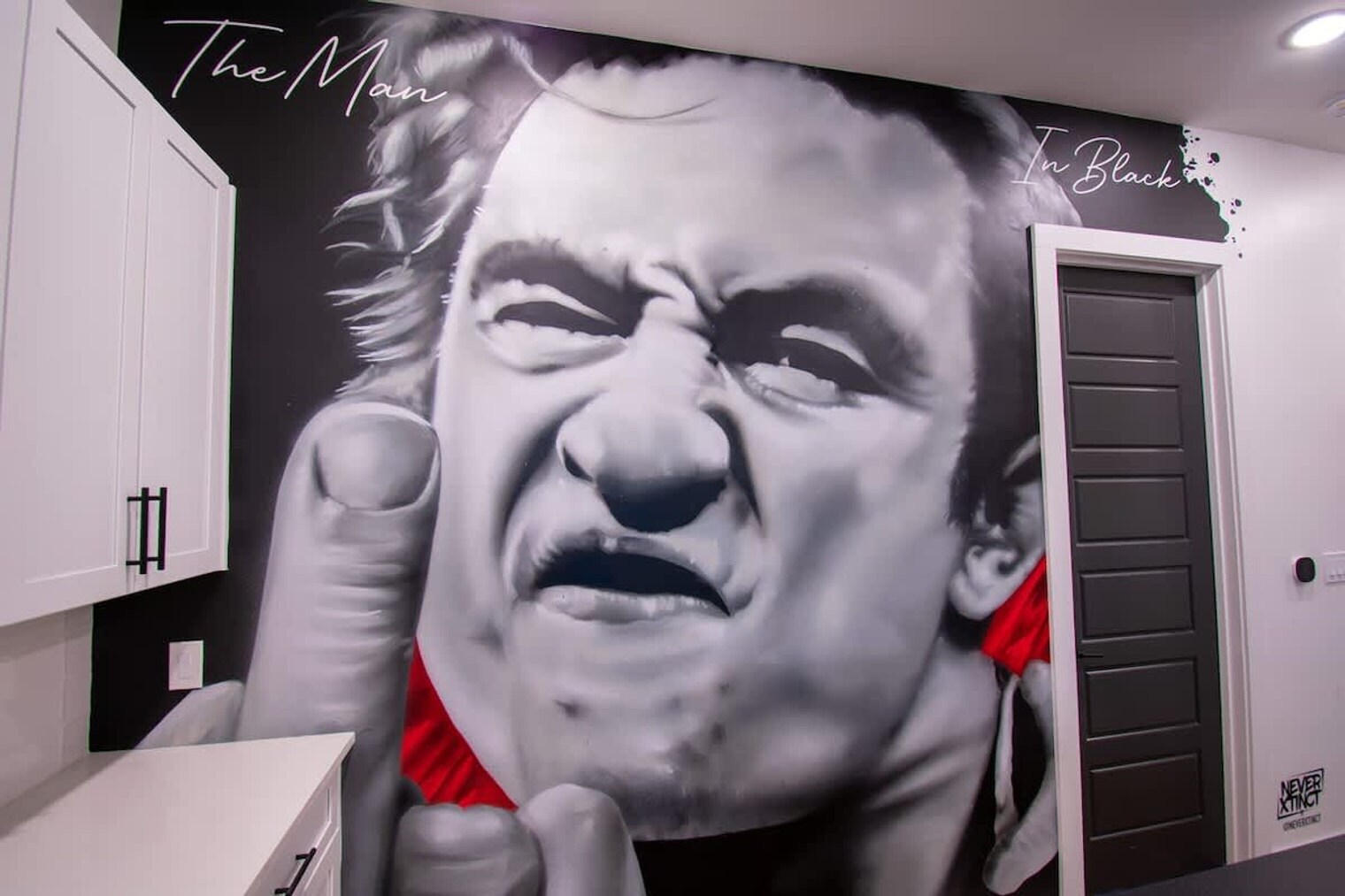 Building Photo - 738 Douglas Ave