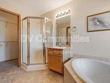 Building Photo - 1140 Golden Pheasant Dr