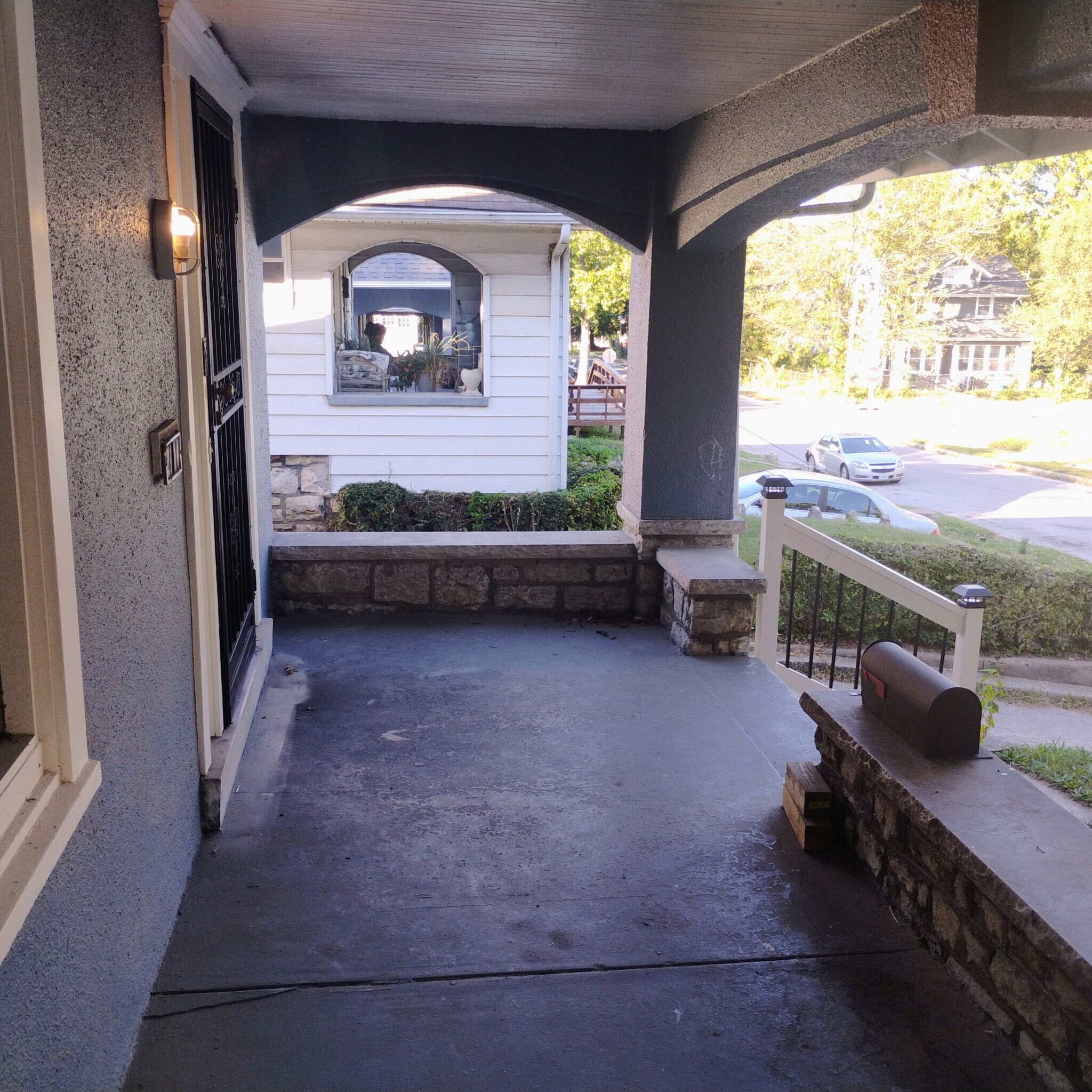 Building Photo - 2914 Bales Ave