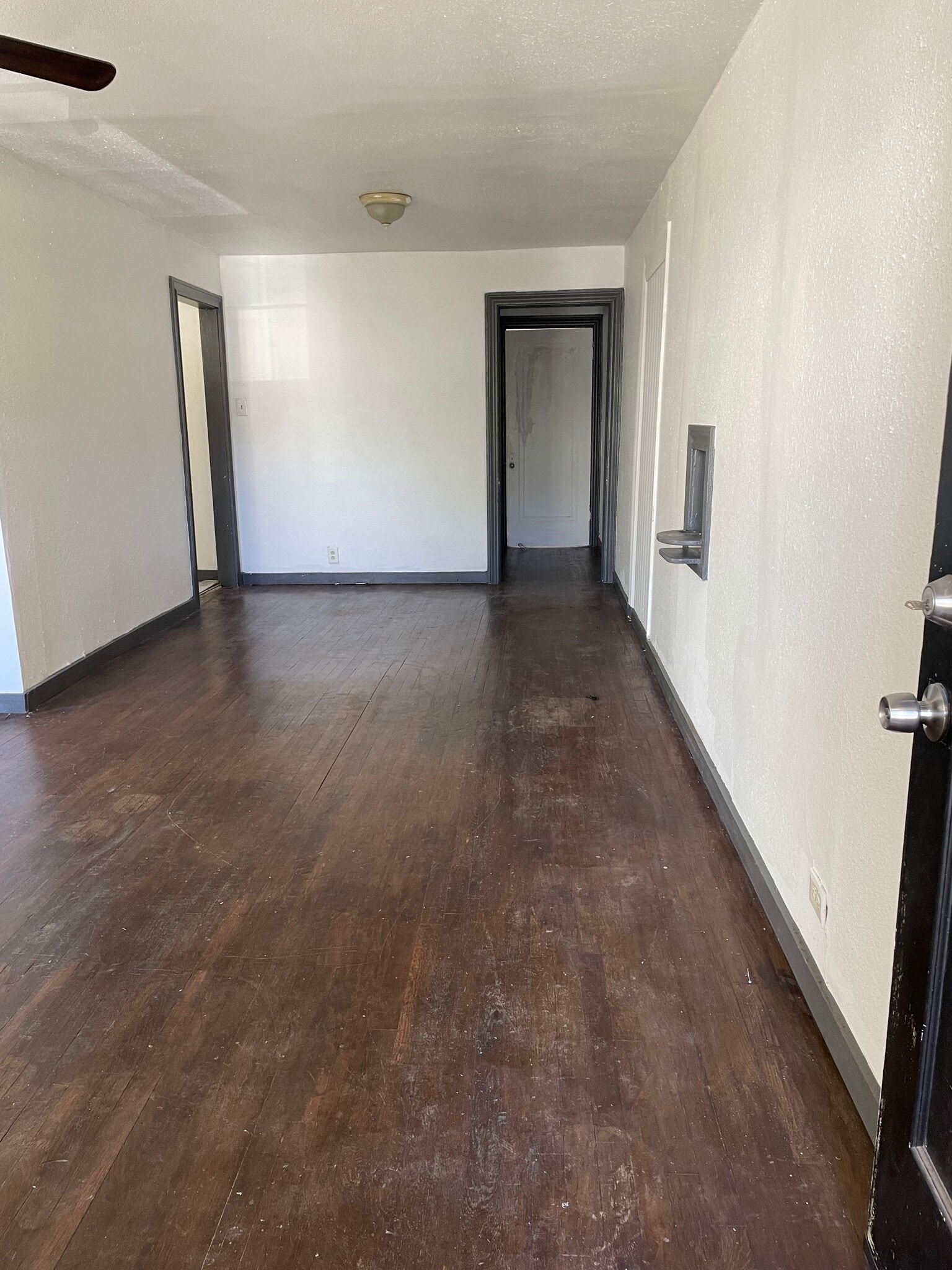 Building Photo - 208 Claremont Ave