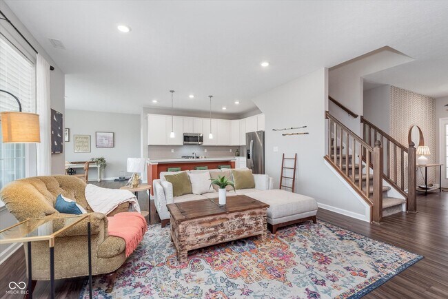 Building Photo - 1051 Macoun Dr