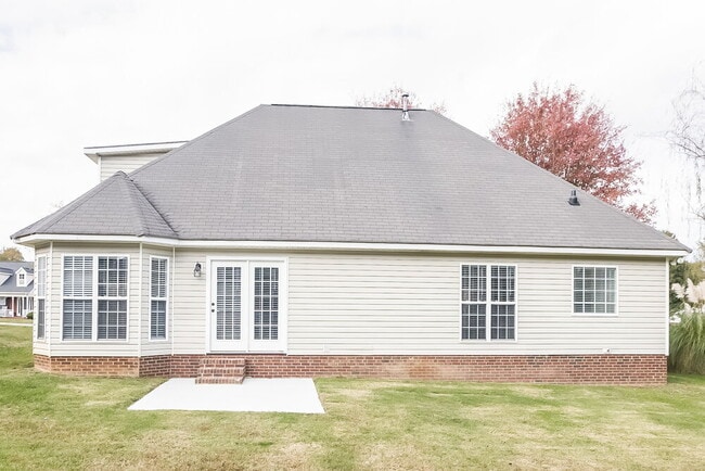 Building Photo - 2412 Damascus Dr