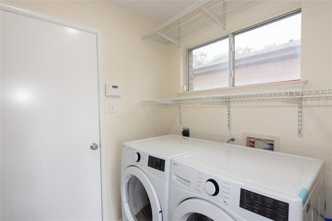 Building Photo - 1711 Lloydminister Way