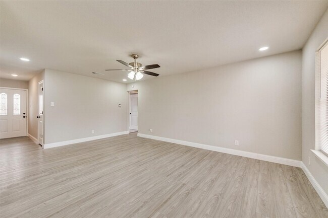 Building Photo - 4809 Jordan Park Dr